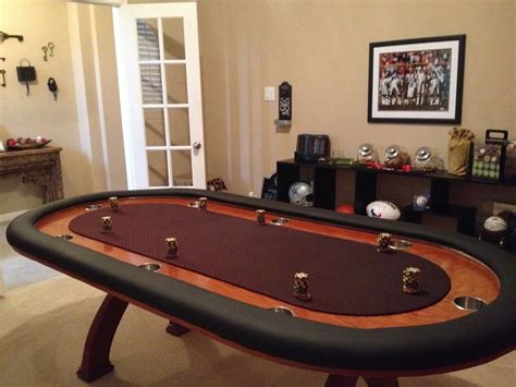 poker table room ideas